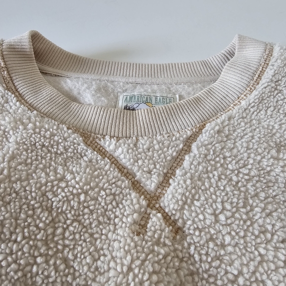 American Eagle AEO cream pullover sweater raw hem women's Size Medium fuzzy - Picture 5 of 8